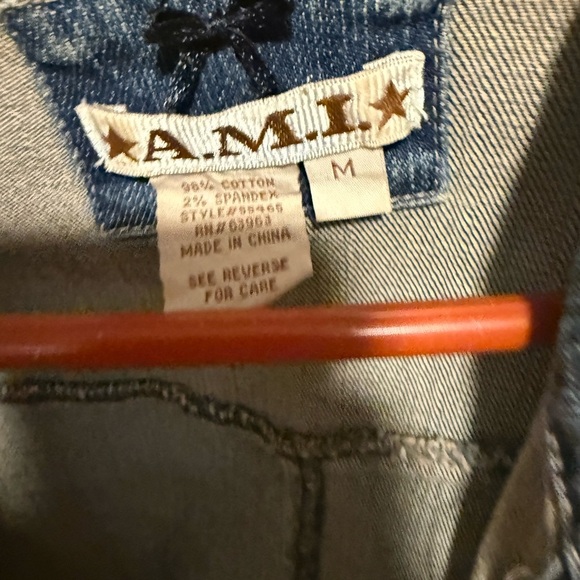 Classic Blue Denim Jacket - Picture 3 of 4